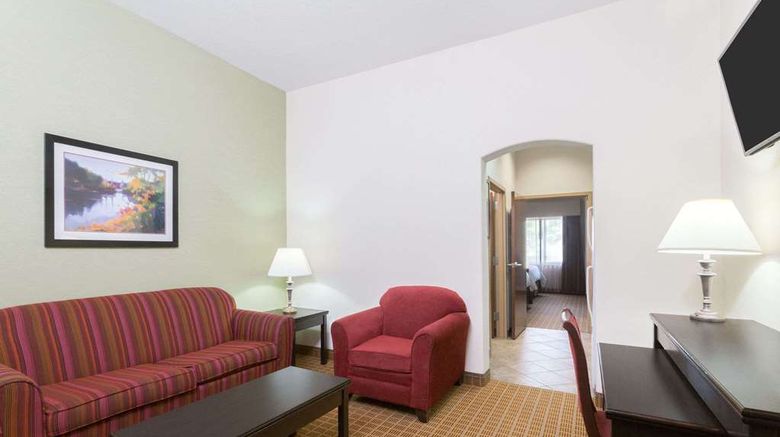 <b>Hawthorn Extended Stay Kingsland Suite</b>. Images powered by <a href="https://iceportal.shijigroup.com/" title="IcePortal" target="_blank">IcePortal</a>.