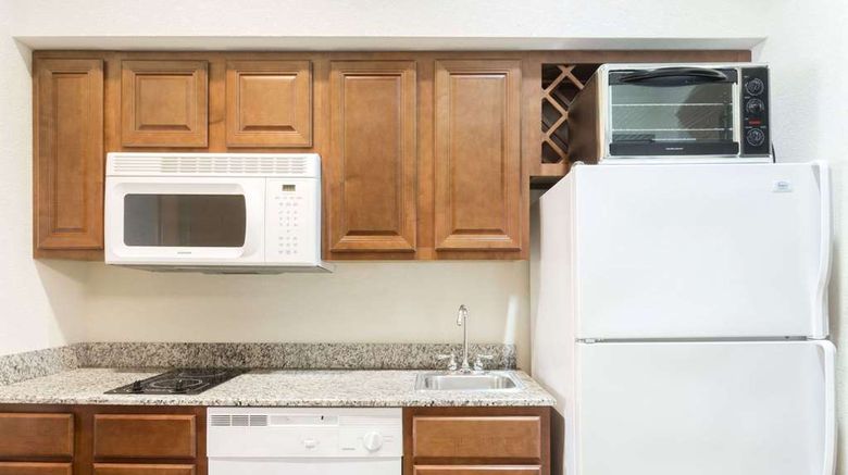 <b>Hawthorn Extended Stay Kingsland Suite</b>. Images powered by <a href="https://iceportal.shijigroup.com/" title="IcePortal" target="_blank">IcePortal</a>.