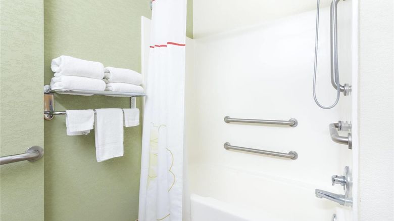 <b>Hawthorn Extended Stay Kingsland Room</b>. Images powered by <a href="https://iceportal.shijigroup.com/" title="IcePortal" target="_blank">IcePortal</a>.
