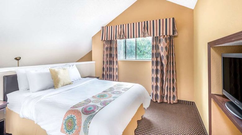 <b>Hawthorn Extended Stay by Wyndham Dayton Suite</b>. Images powered by <a href="https://iceportal.shijigroup.com/" title="IcePortal" target="_blank">IcePortal</a>.