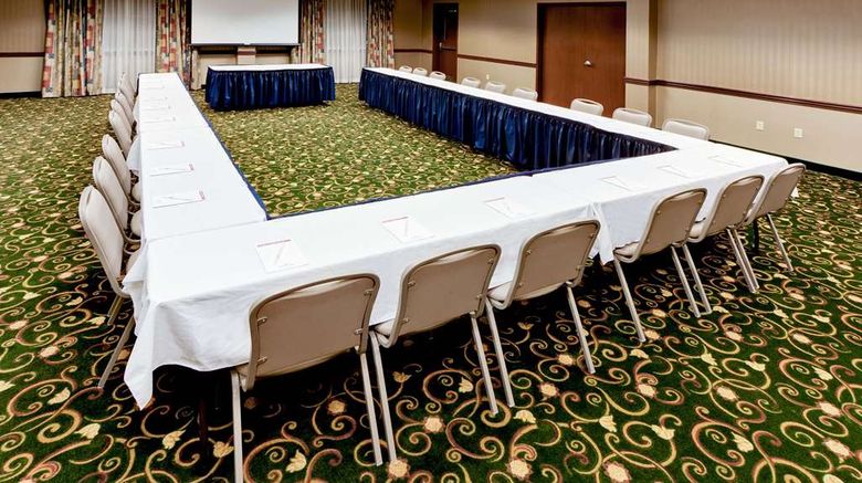 <b>Hawthorn Suites Louisville East Meeting</b>. Images powered by <a href="https://iceportal.shijigroup.com/" title="IcePortal" target="_blank">IcePortal</a>.