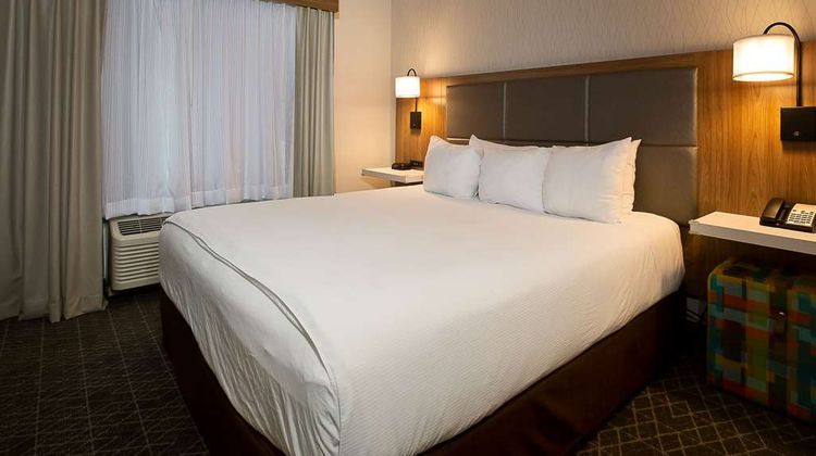 Hawthorn Suites Oakland Alameda Room