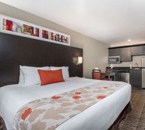 Hawthorn Suites By Wyndham Las Vegas Room