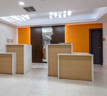 La Quinta Inn & Suites Fort Eisenhower Lobby