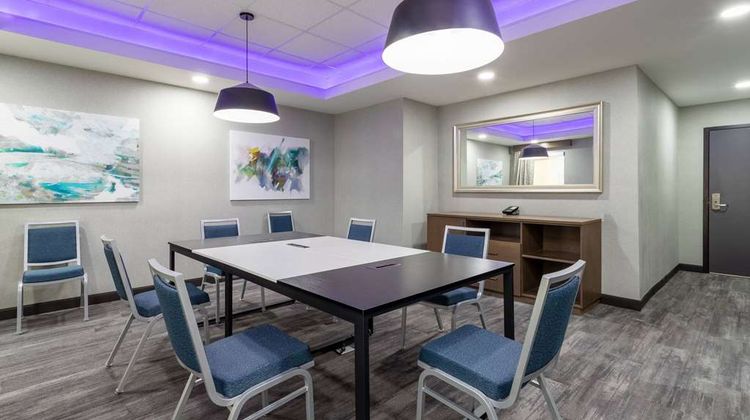 La Quinta Inn & Suites Fort Eisenhower Meeting