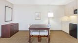 Hawthorn Suites Tinker/Air Base Room