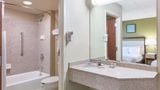 Hawthorn Suites Tinker/Air Base Room