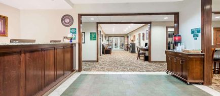 Hawthorn Extended Stay by Wyndham Seville Lobby
