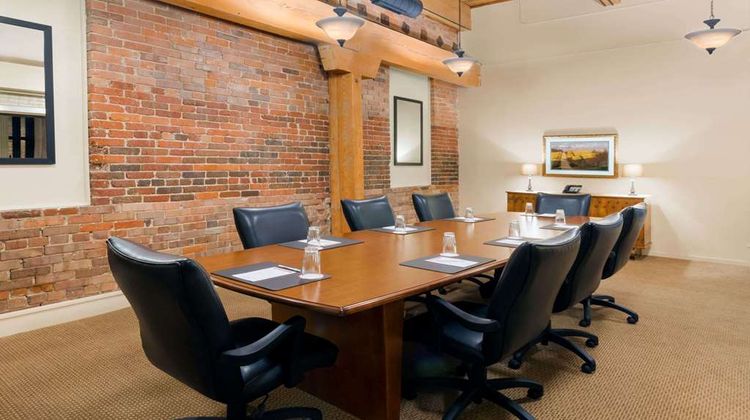 Hawthorn Extended Stay by Wyndham Rome Meeting