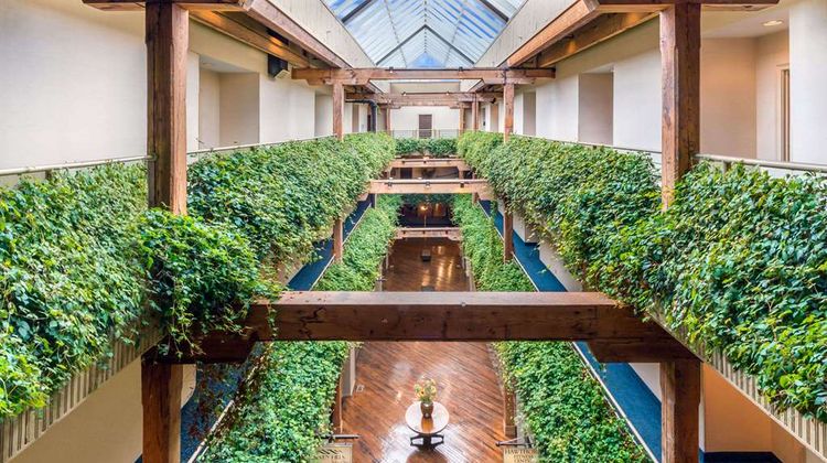Hawthorn Extended Stay by Wyndham Rome Lobby
