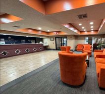 Baymont Inn & Suites Mason Lobby