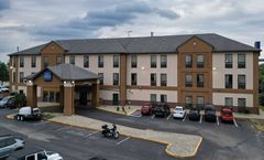 Baymont Inn & Suites Mason