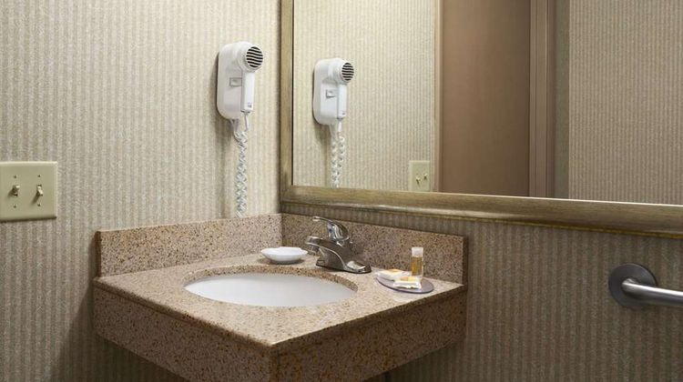Days Inn by Wyndham Rock Falls Room