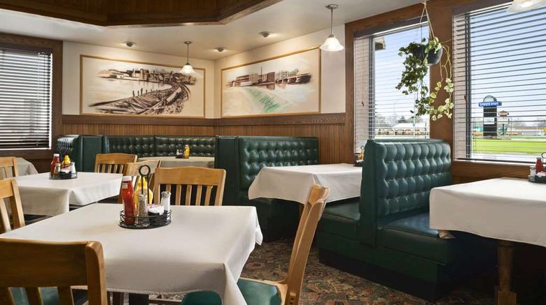 <b>Days Inn by Wyndham Rock Falls Restaurant</b>. Images powered by <a href="https://iceportal.shijigroup.com/" title="IcePortal" target="_blank">IcePortal</a>.