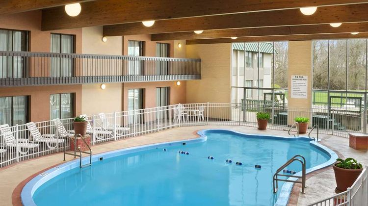 Days Inn by Wyndham Rock Falls Pool
