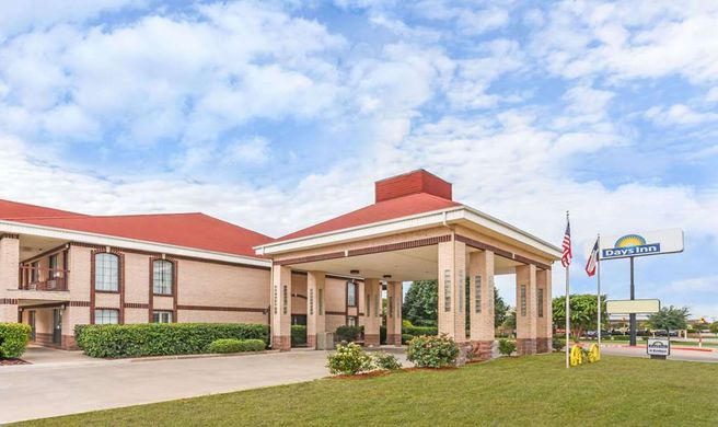 Days Inn Granbury Exterior