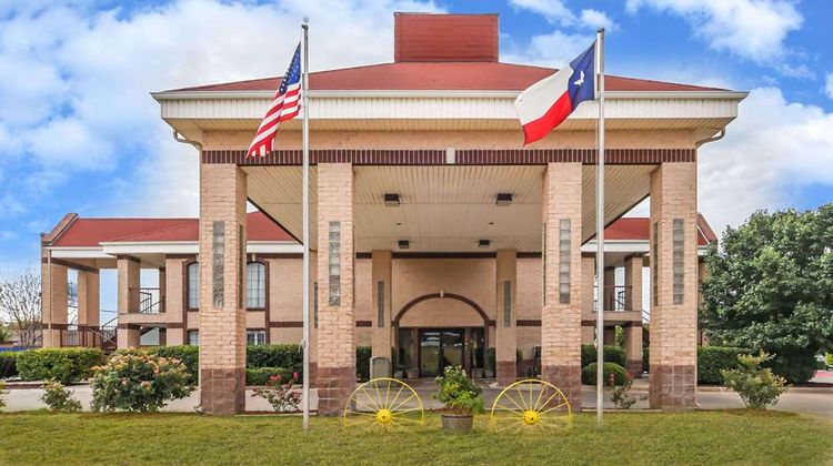 Days Inn Granbury Exterior