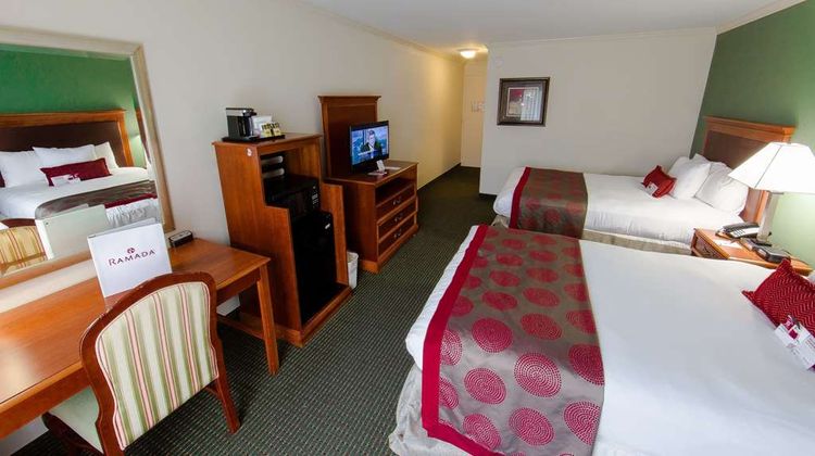 Ramada Intercontinental Airport East Room