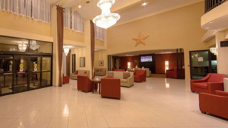 <b>Ramada Intercontinental Airport East Lobby</b>. Images powered by <a href="https://iceportal.shijigroup.com/" title="IcePortal" target="_blank">IcePortal</a>.