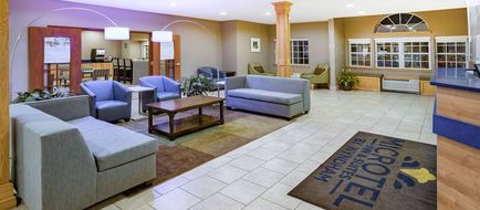 Microtel Inn & Suites Johnstown Lobby