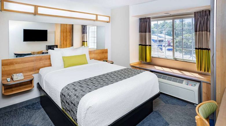 <b>Microtel Inn & Suites Johnstown Room</b>. Images powered by <a href="https://iceportal.shijigroup.com/" title="IcePortal" target="_blank">IcePortal</a>.