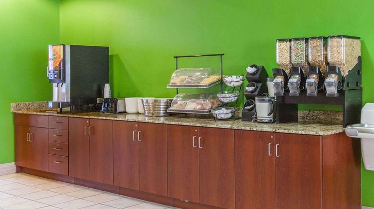 Microtel Inn & Suites by Wyndham Rogers Other
