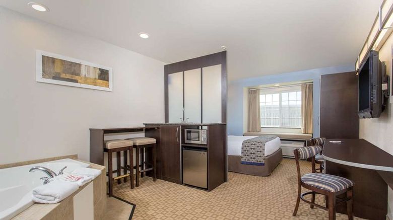 <b>Microtel Inn & Suites Klamath Falls Suite</b>. Images powered by <a href="https://iceportal.shijigroup.com/" title="IcePortal" target="_blank">IcePortal</a>.