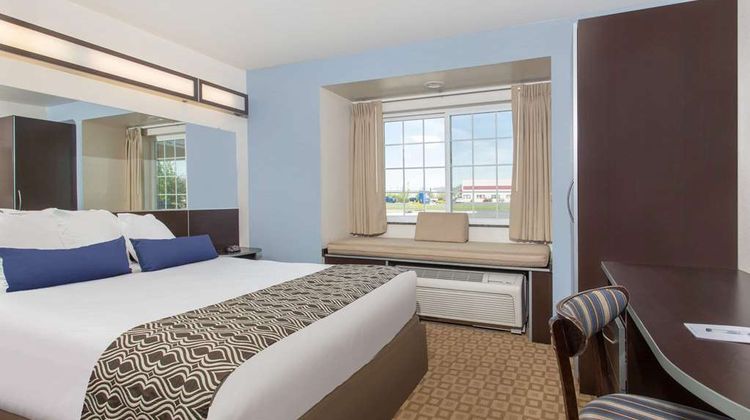 Microtel Inn & Suites Klamath Falls Room