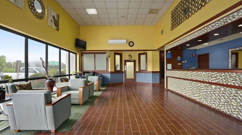 <b>Days Inn Fayetteville-South/I-95 Exit 49 Lobby</b>. Images powered by <a href="https://iceportal.shijigroup.com/" title="IcePortal" target="_blank">IcePortal</a>.