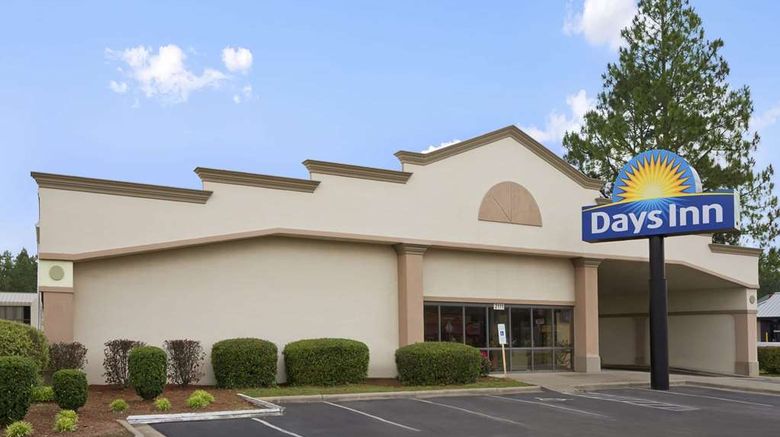 Days Inn Fayetteville-South/I-95 Exit 49 Exterior. Images powered by <a href="https://iceportal.shijigroup.com" target="_blank" rel="noopener">Ice Portal</a>.