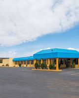 Days Inn & Suites Clovis