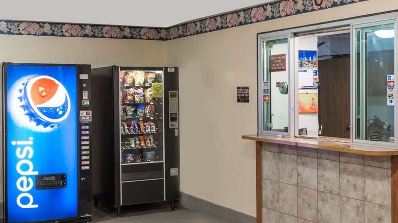 <b>Knights Inn Ferguson Lobby</b>. Images powered by <a href="https://iceportal.shijigroup.com/" title="IcePortal" target="_blank">IcePortal</a>.