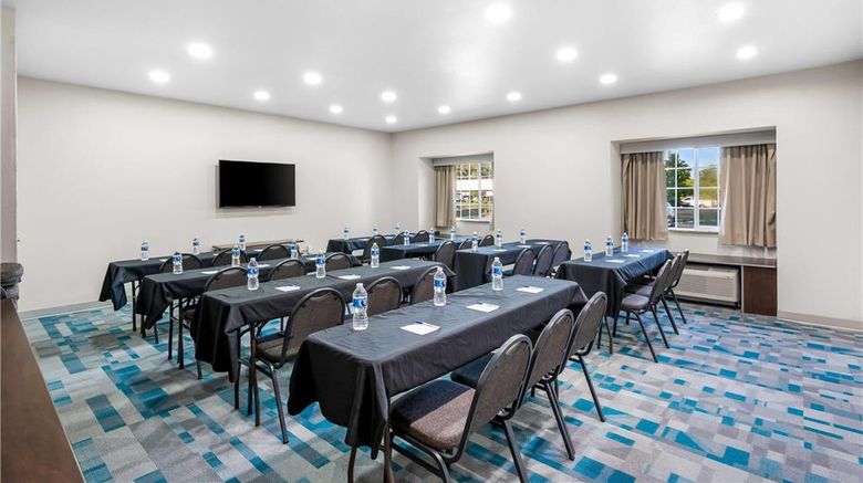<b>Microtel Inn & Suites by Wyndham Conway Meeting</b>. Images powered by <a href="https://iceportal.shijigroup.com/" title="IcePortal" target="_blank">IcePortal</a>.
