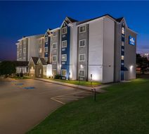 Microtel Inn & Suites by Wyndham Conway Exterior