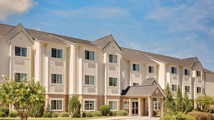 Microtel Inn & Suites by Wyndham Perry Exterior