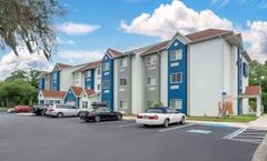 Microtel Inn & Suites Brooksville