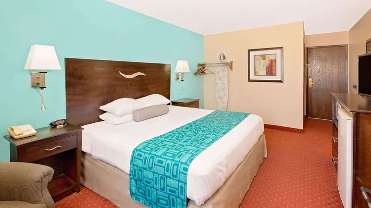Howard Johnson Inn Waterloo/Cedar Falls Room