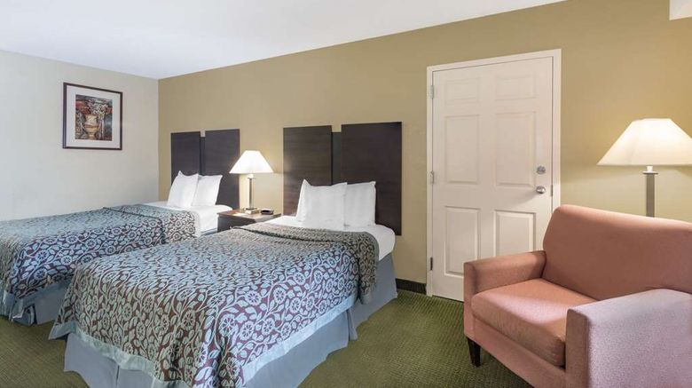 <b>Days Inn & Suites Columbia Airport Room</b>. Images powered by <a href="https://iceportal.shijigroup.com/" title="IcePortal" target="_blank">IcePortal</a>.