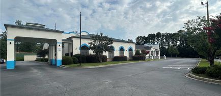 Days Inn & Suites Columbia Airport Exterior