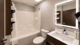 Microtel Inn & Suites by Wyndham Macon Room
