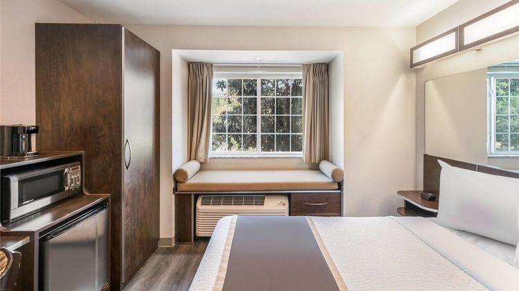 Microtel Inn/Suites Pearl River/Slidell Room