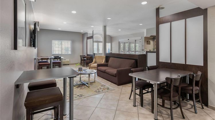 Microtel Inn/Suites Pearl River/Slidell Lobby