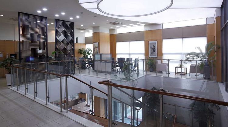 Ramada Hotel Dongtan Lobby