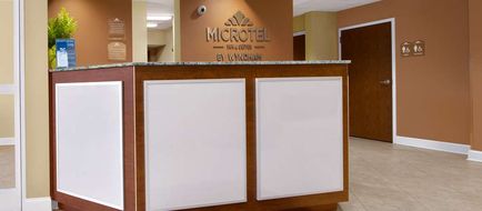 Microtel Inn & Suites Shelbyville Lobby