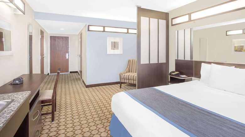 <b>Microtel Inn & Suites San Angelo Room</b>. Images powered by <a href="https://iceportal.shijigroup.com/" title="IcePortal" target="_blank">IcePortal</a>.