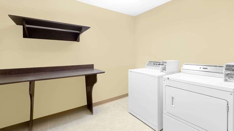 Microtel Inn & Suites by Wyndham Ozark Other