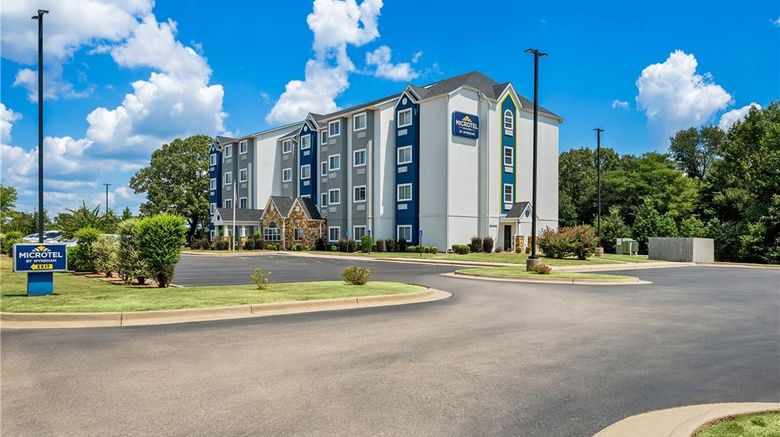 <b>Microtel Inn & Suites by Wyndham Searcy Exterior</b>. Images powered by <a href="https://iceportal.shijigroup.com/" title="IcePortal" target="_blank">IcePortal</a>.