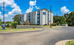 Microtel Inn & Suites by Wyndham Searcy