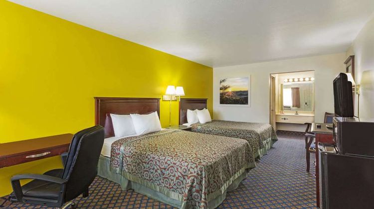 Days Inn Delta Room