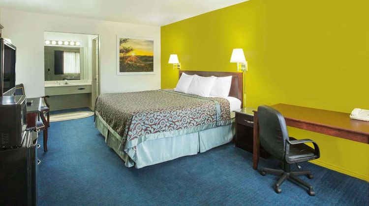 Days Inn Delta Room